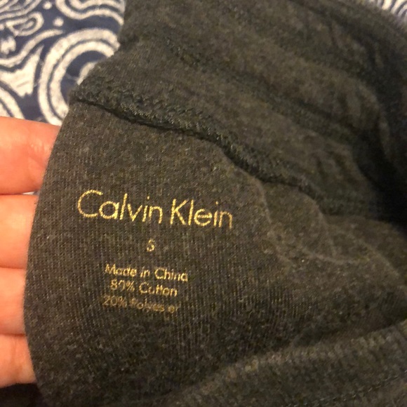 Calvin Klein Jogging Pants - Picture 3 of 5